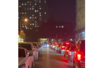 Bakıda avtobuslar bu yolu keçə bilmirlər - VİDEO