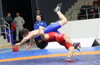 Avropa çempionatında Azərbaycanın səkkiz güləşçisi döşək üzərinə çıxacaq