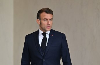 Makron Hörmüz boğazının yenidən açılması üçün çalışdığını bildirib