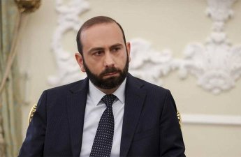 Мирзоян посетит Францию