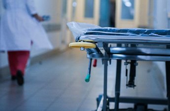 Bakıda kirayə qalan 19 yaşlı oğlanla 14 yaşlı qız dəm qazından zəhərləndi - Ölən var