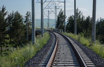 Yolların yenilənməsi daha optimal hərəkətə imkan verəcək - VİDEO