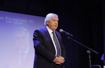 Şuşa Dövlət Teatrında Sabir Rüstəmxanlı poetik rüzgarı