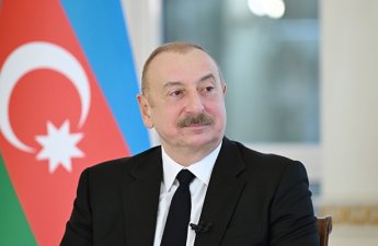 İlham Əliyev Polşa Prezidenti Karol Navrotskini təbrik etdi