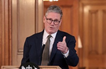 Стармер прибыл в Ереван для участия в саммите ЕПС