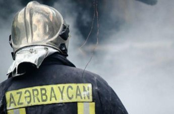 Ağcabədidə 4 otaqlı ev yandı