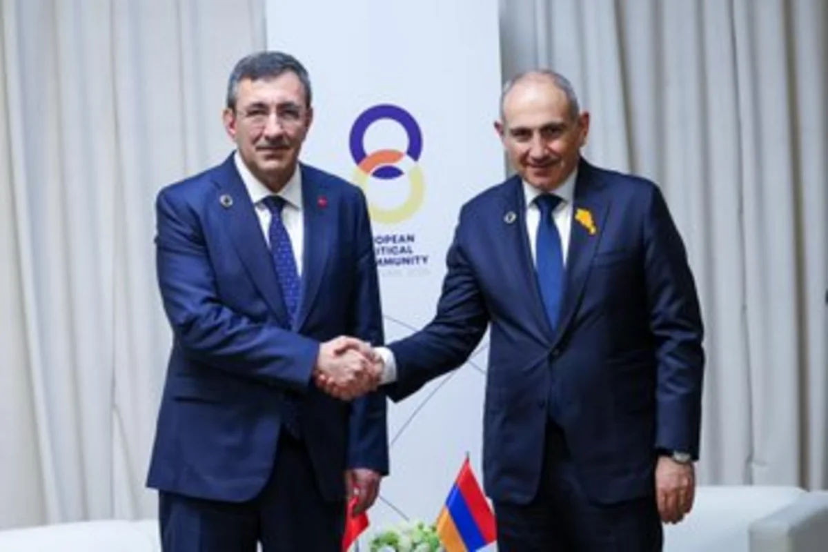 Türkiyə və Ermənistan arasında müqavilə imzalandı - FOTO