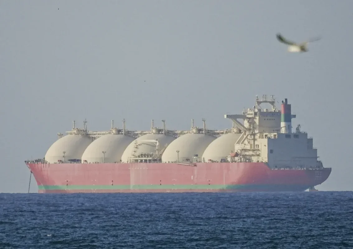 İndoneziya İran tankerləri ilə bağlı qərarını açıqladı