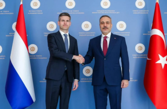 Hakan Fidan niderlandlı həmkarı ilə telefonda danışıb
