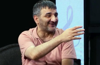 “İstəyir Hindistanda olsun, pis şərh yazanı tapıram”