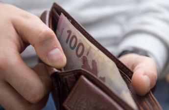 В Азербайджане уравняют зарплаты мужчин и женщин