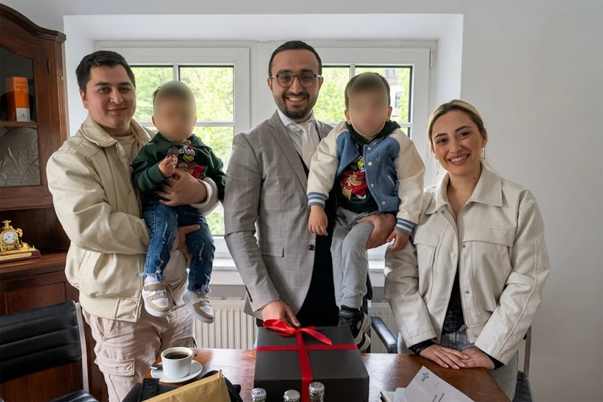 Azərbaycanlı ailənin Parisdə əllərindən alınan övladları geri qaytarıldılar - FOTO