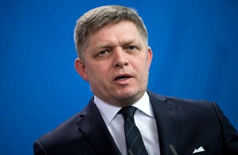 Фицо обратился к Зеленскому