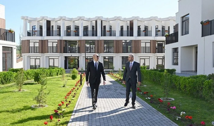 Ильхам Алиев открыл новый жилой комплекс в Зангилане