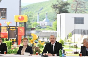 Prezident: Ulu Öndərin Azərbaycan tarixində həlledici rolu bizim yaddaşımızdan heç vaxt silinməyəcək