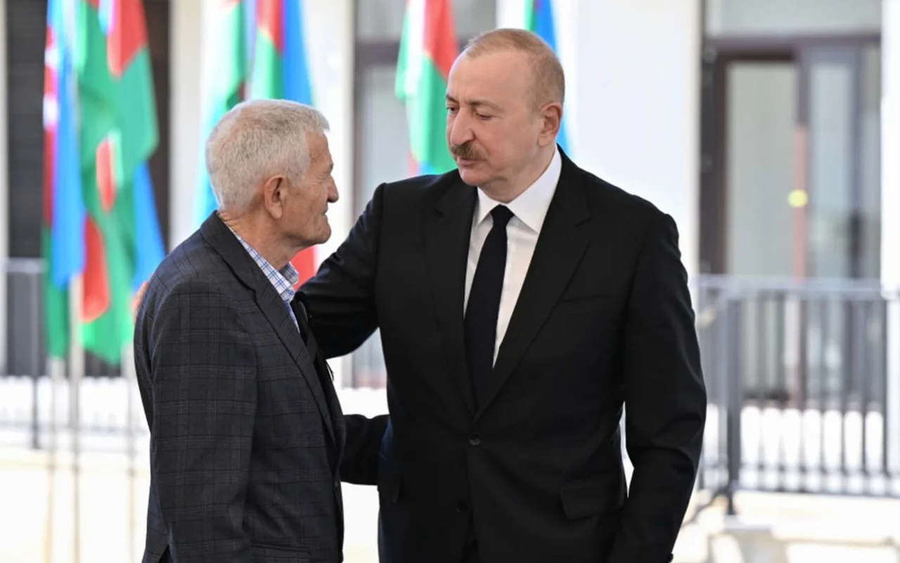 “İlham Əliyev özü də mənimlə birgə kövrəldi” - Şəhid atası