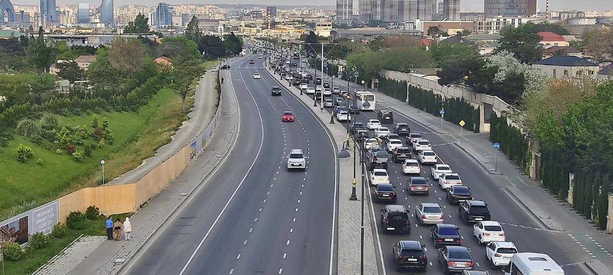 Bakının bu küçələrində sıxlıq var - SİYAHI
