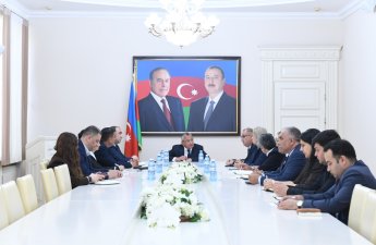 Rövşən Rzayev İctimai Şuranın üzvləri ilə görüşdü - FOTO