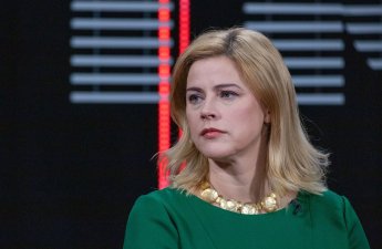 Премьер Латвии подала в отставку