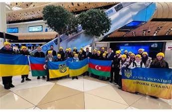 Гусев: Очередная группа украинских детей прибыла в Баку для прохождения реабилитации