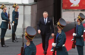 Мерц отменил визит в Словакию из-за посещения Фицо Москвы