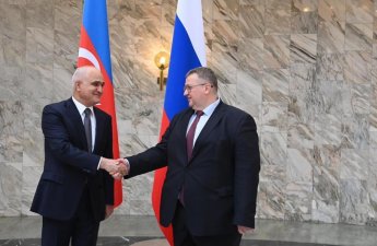 Мустафаев и Оверчук сверили часы по итогам межправкомиссии
