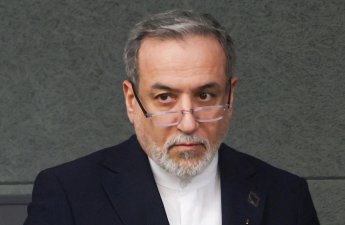Арагчи: Либо возвращаемся на поле боя, либо к переговорам