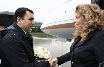 Президент Болгарии Илияна Йотова прибыла с визитом в Азербайджан