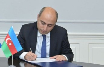Emin Əmrullayev Könül Abaslını işdən çıxardı - FOTO