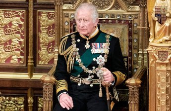 Британская радиостанция «похоронила» Карла III