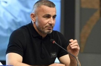 Qurban Qurbanovun kiçik qızı ilə səmimi VİDEOsu