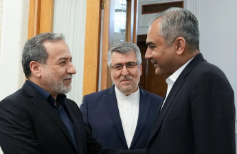 Nəqvi və Əraqçi Yaxın Şərqdə münaqişənin nizamlanmasına dair təklifləri müzakirə ediblər