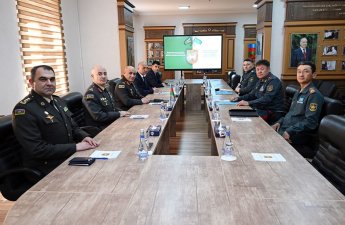 Qazaxıstan generalının rəhbərlik etdiyi nümayəndə heyəti Azərbaycana gəlib - FOTO