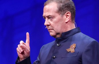 Медведев вновь предупредил Армению: отключим газ