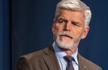 Президент Чехии предложил оставить Россию без интернета