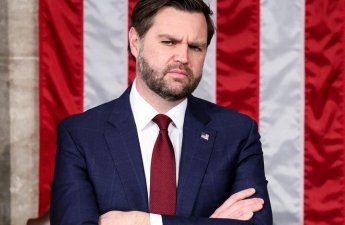 СМИ: Вэнс может не пойти на президентские выборы 2028 года