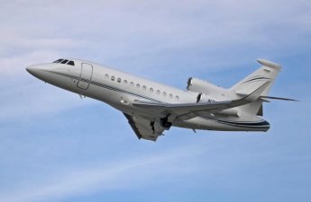 СМИ: самолет с главой МО Британии потерял спутниковый сигнал у границы с РФ