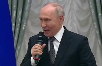 Putin işğalın şərəfinə 