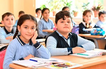 Azərbaycanda məktəblər 2 gün tez BAĞLANACAQ