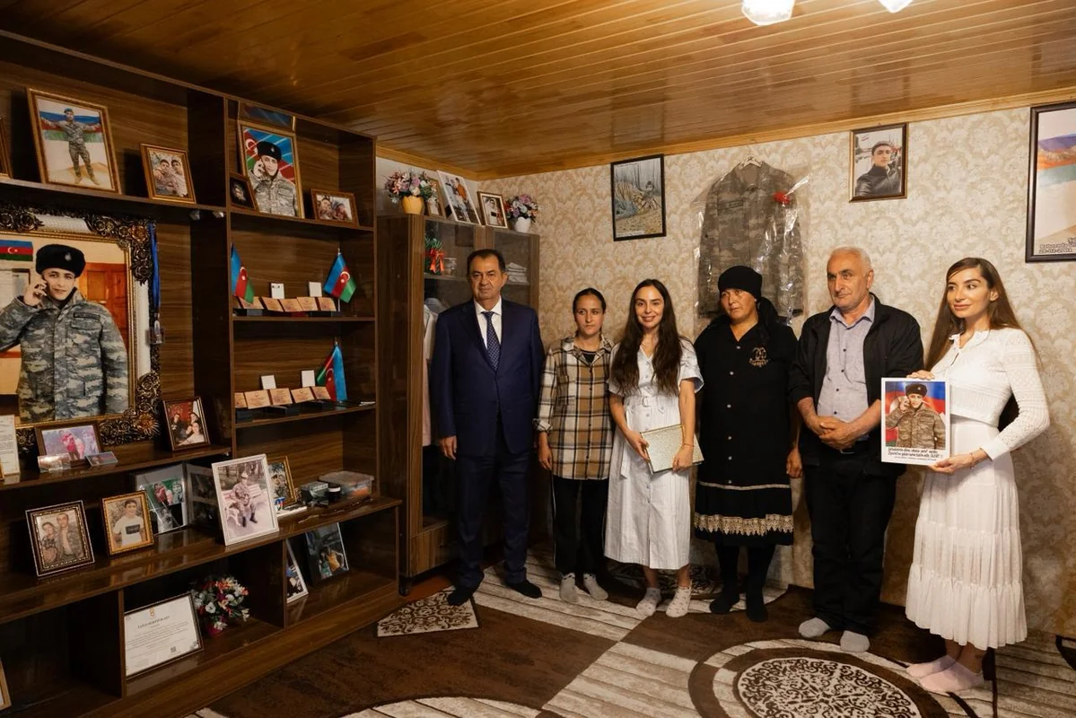Leyla və Arzu Əliyevalar Lənkəranda şəhid ailəsini ziyarət ediblər - FOTO