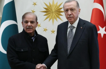 Şərif Ərdoğanla regional məsələləri müzakirə edib