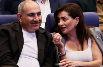 O gün Anna Akopyan övladları ilə birgə Paşinyanın yanında duracaq...- 