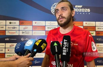 Azərbaycan millisinin futbolçusu Rəvan Kərimov: 