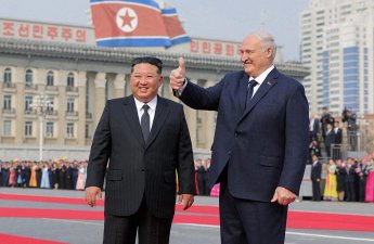 Никакой он там не диктатор - Лукашенко