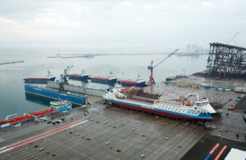 На Бакинском судостроительном заводе до сих пор отремонтировано более 170 судов