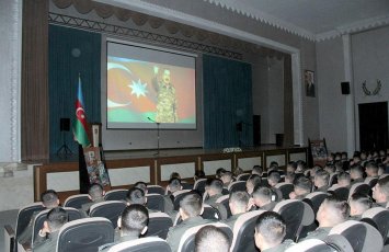 Azərbaycan Ordusunda Zəfər Günü qeyd edildi - FOTO