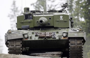 СМИ: Чехия закупит 14 германских танков Leopard 2A4