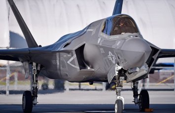 Румыния и США подписали соглашение на поставки более 30 истребителей F-35