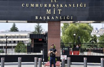 MİT BƏƏ-də ravvini öldürməkdə şübhəli bilinən 3 Özbəkistan vətəndaşını ələ keçirib