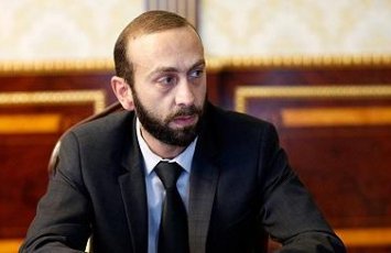 Mirzoyan Valtonenlə sülh prosesini müzakirə etdi